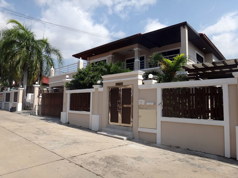 Three bedroom  house for Sale in East Jomtien - Huay Yai