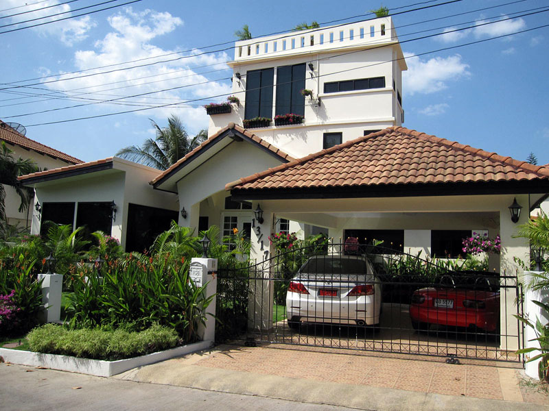 Four bedroom  house for Sale and Rent in East Jomtien - Huay Yai