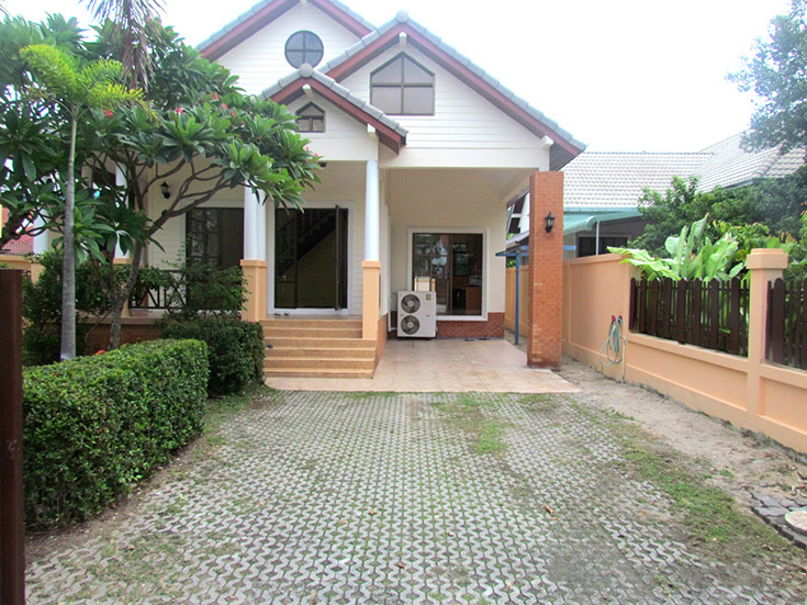 Three bedroom  house for Sale in East Pattaya