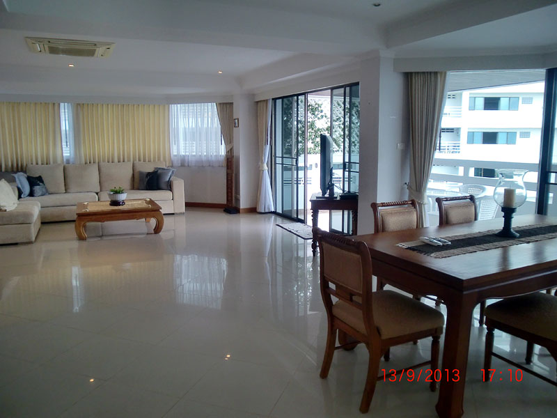 Two bedroom  condo for Rent in Jomtien