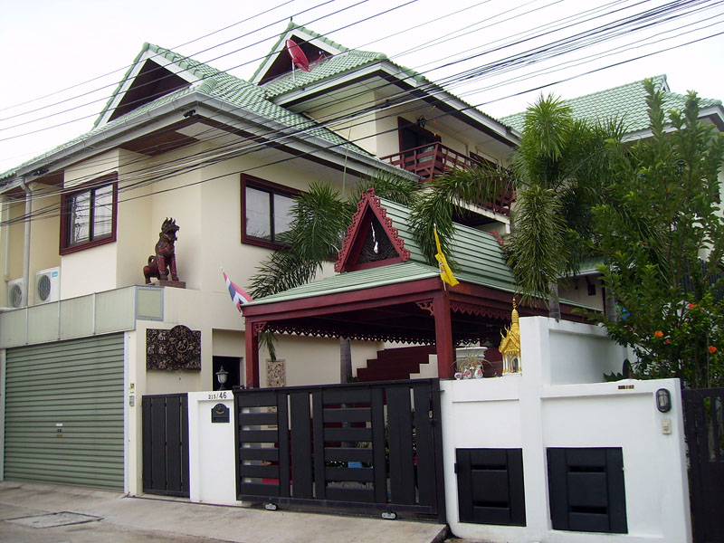 Four bedroom  house for Sale in East Pattaya