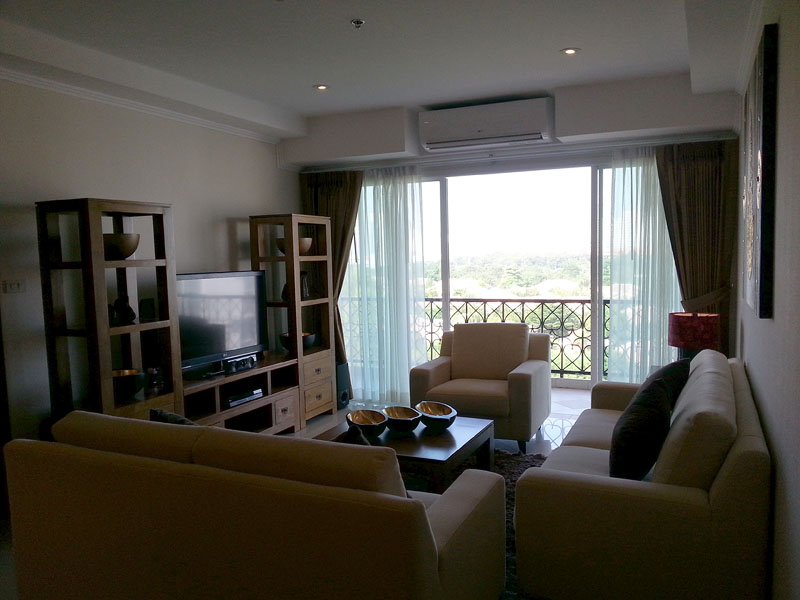 Three bedroom  condo for Rent in Jomtien