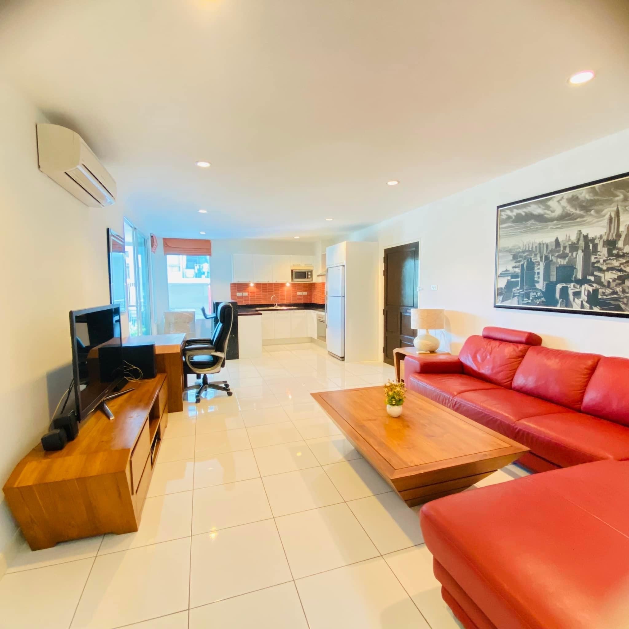 Two bedroom condo for Rent in Pratumnak Pattaya Realty