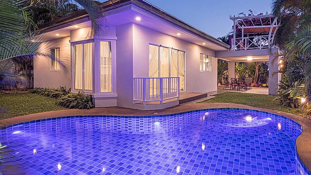 Three bedroom  house for Sale in Bang Saray