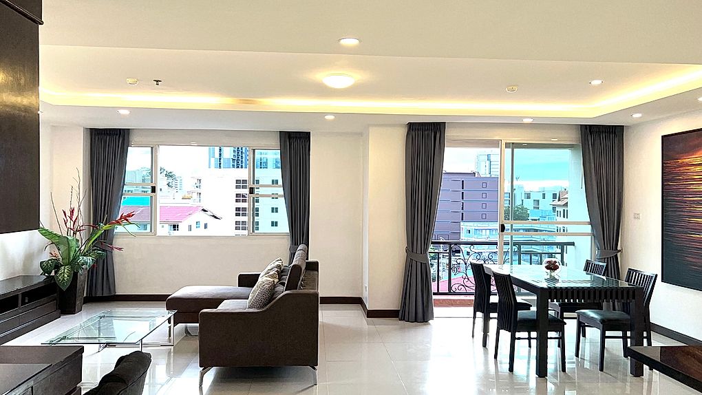 Two bedroom  condo for Rent in Central Pattaya