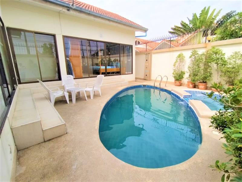 Three bedroom  house for Sale and Rent in Jomtien