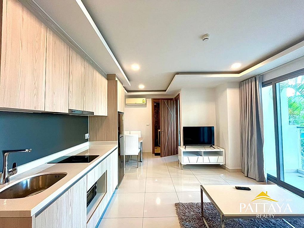 Two bedroom  condo for Sale in South Pattaya