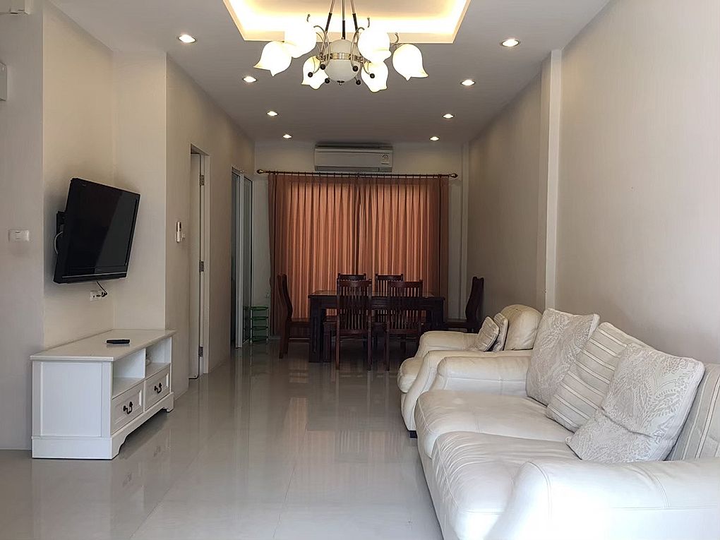 Three bedroom  house for Rent in East Pattaya