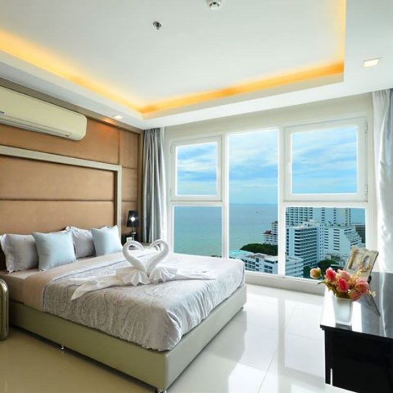 2 Bedrooms condo with sea view for Rent