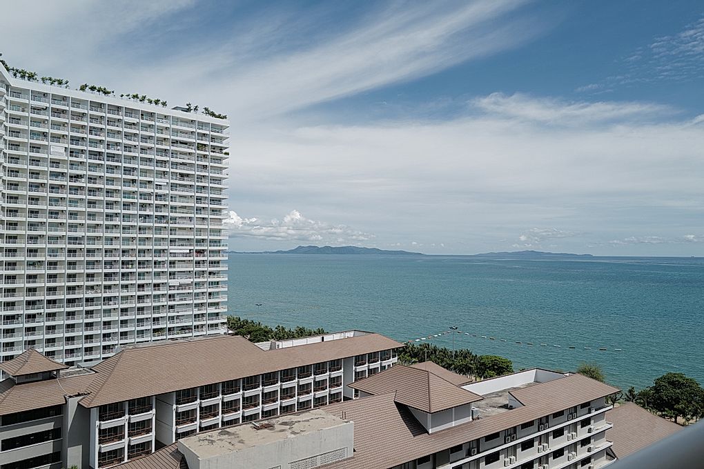 Кондо для продажи и в аренду (Jomtien)