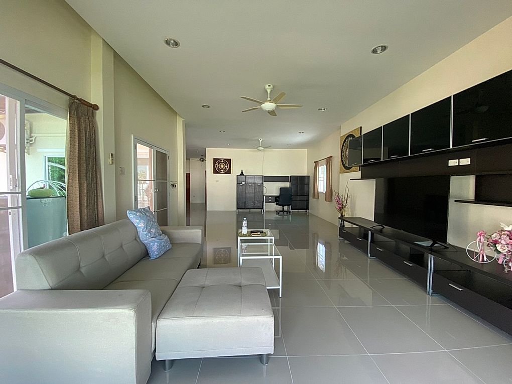 3beds House for rent Soi Siam Country club