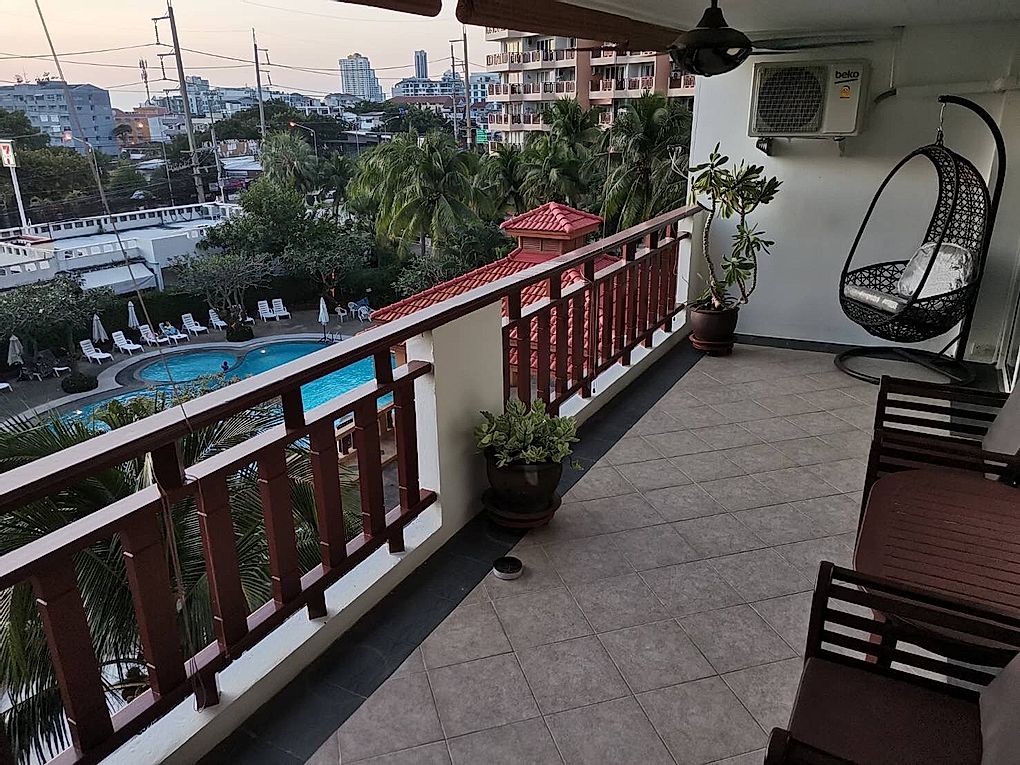 Two bedroom  condo for Rent in Jomtien