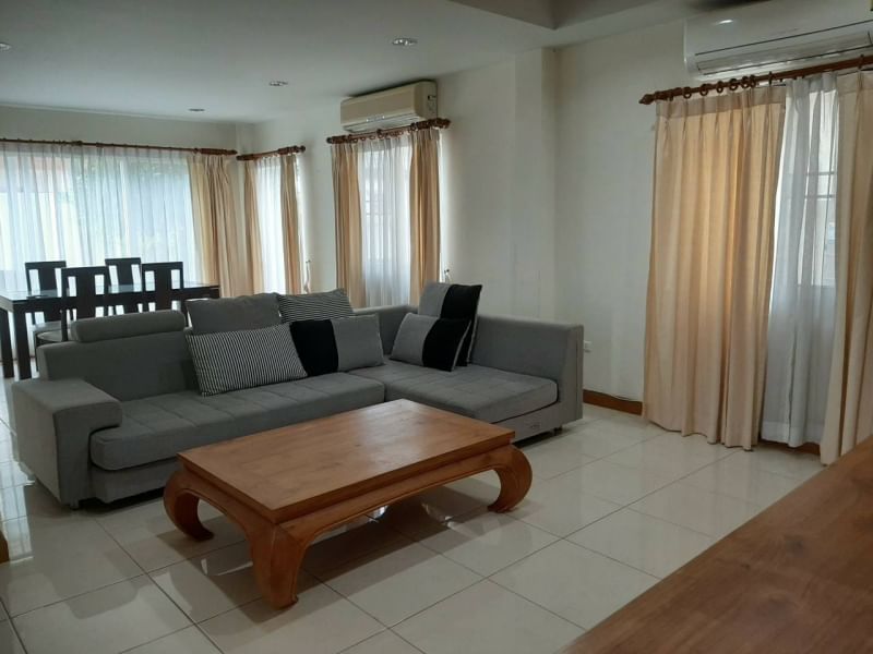 Three bedroom  house for Rent in East Pattaya