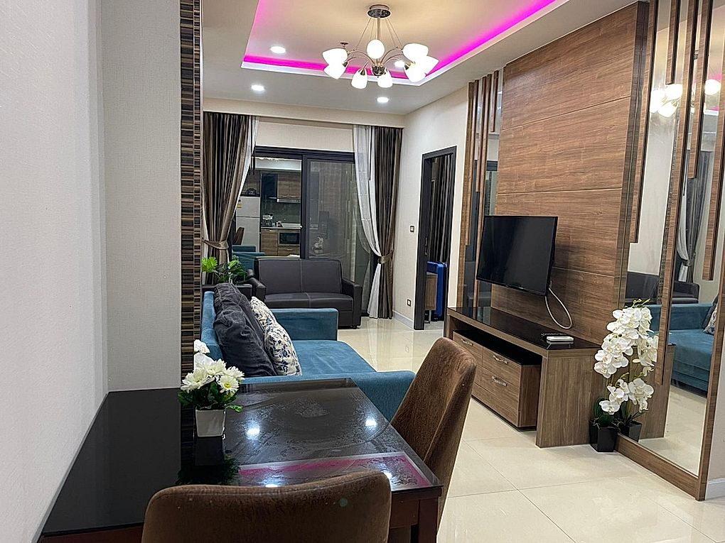 2 Bedroom Condo In Jomtien  For Sale