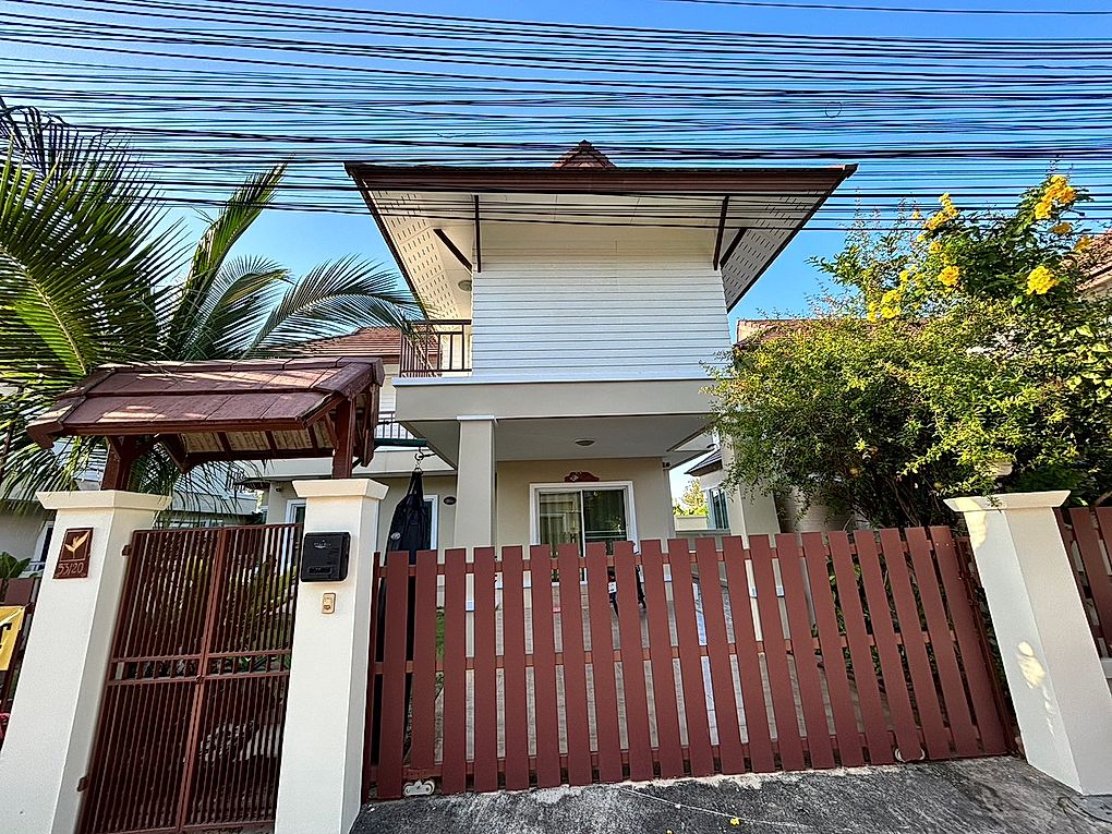 Three bedroom  house for Rent in East Pattaya