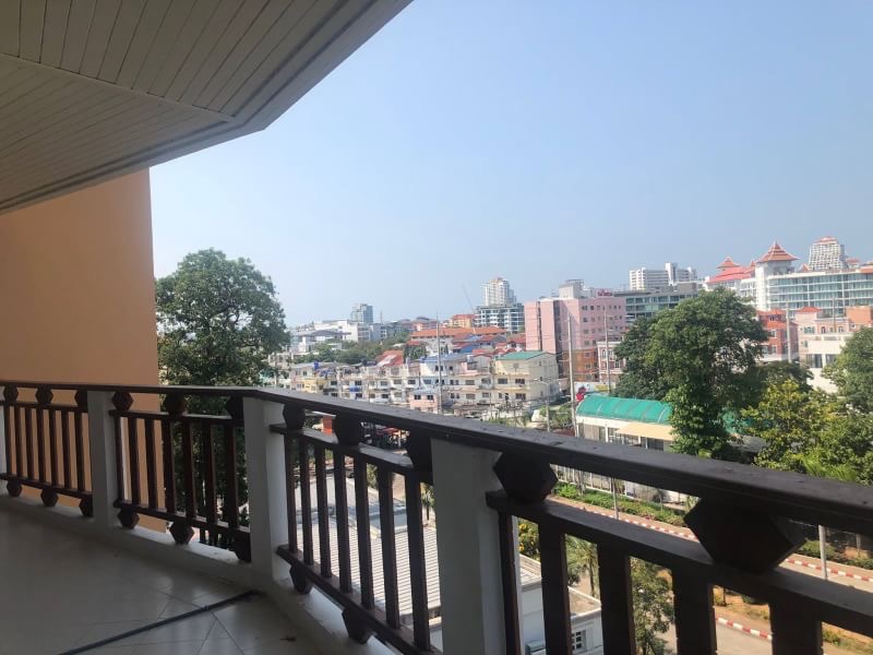 2 Bedroom For Sale In South Pattaya