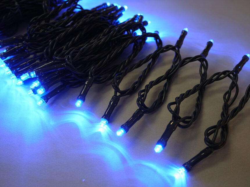 GHストレートライト 100球 カラー選択可 常点プラグコードセット 電源付 最大20連結の商品画像