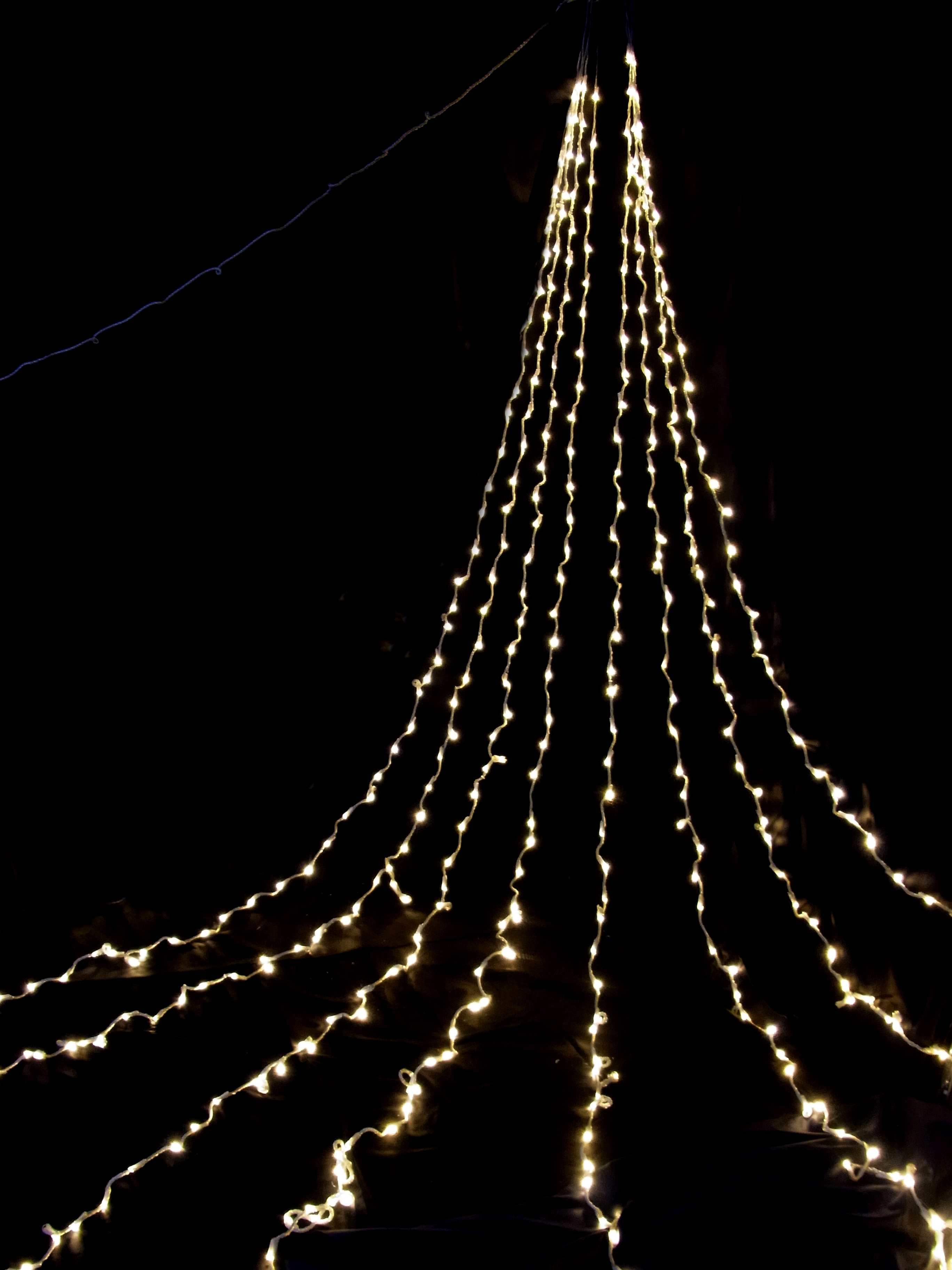 ドレープライト 10m カラー選択可 コントローラー・アダプター付 電源付 連結不可の商品画像