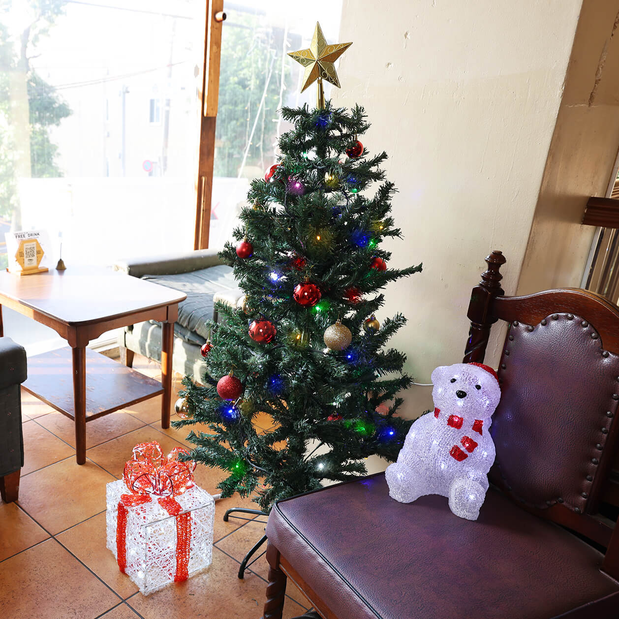 【販売】クリスマスツリー120cm LEDライトミックス色付 ベアライト ギフトボックスライトセットの商品画像