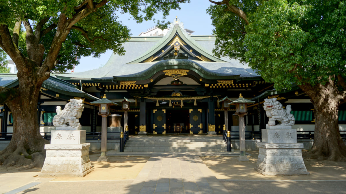 【穴八幡宮】「一陽来復御守」が有名な東京屈指の金運パワースポット!