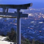 高屋神社「天空の鳥居」（香川県観音寺市）