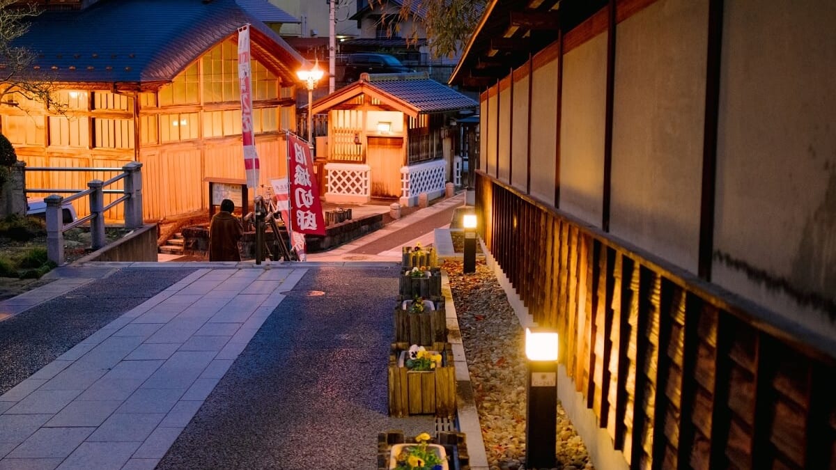 福島県の飯坂温泉オススメ観光スポット5選！芸術・歴史に触れあおう