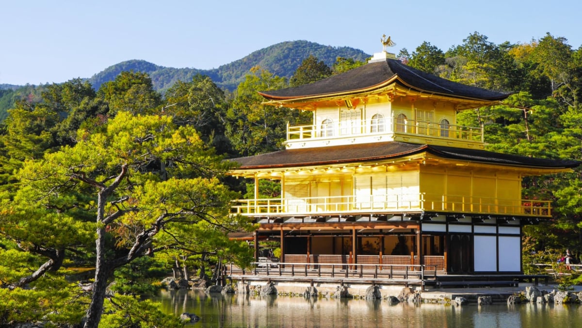 金閣寺「北山鹿苑寺」の歴史と観光ポイント｜参拝券、庭園、茶所、アクセス