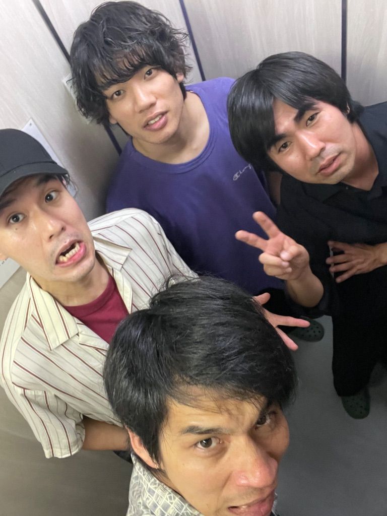 アーティストからの投稿