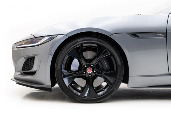 Jaguar F-Type P450 RWD First Edition