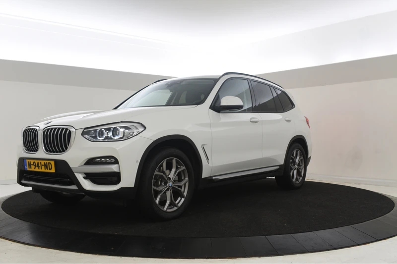 BMW X3 20i X-Drive High Executive