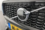 Volvo XC90 B5 AWD R-Design Diesel | Park & Audio Line | Intellisafe Pro Line | 22" velgen | Panoramadak | Parkeerverwarming |
