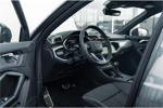 Audi Q3 35 TFSI 150PK S-Tronic S edition | Panoramadak | Adaptive Cruise Control | Sonos | 19" Velgen | Navigatie | Achteruitrijcamera |