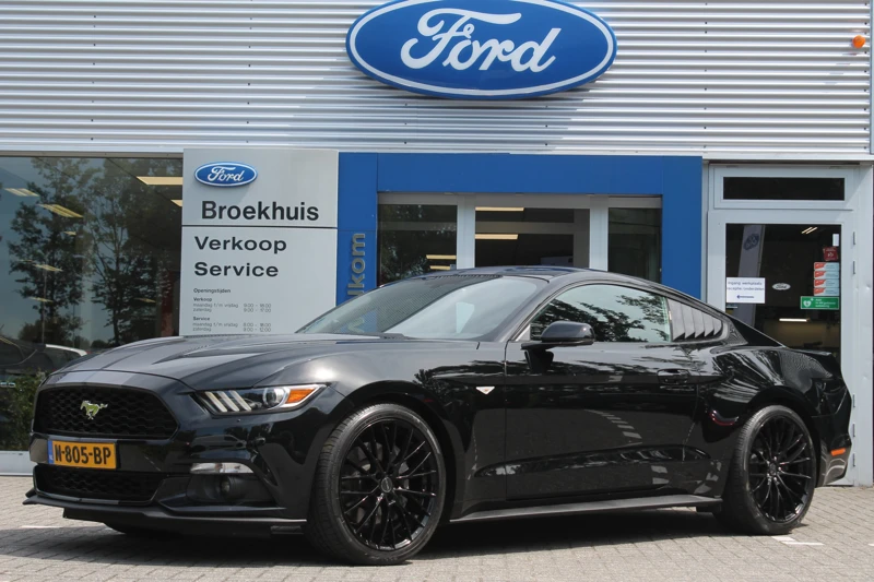 Ford Mustang FASTBACK 2.3EB AUTOMAAT | LEDER | 20'' LMV BLACK | DEALER ONDERHOUDEN! | CAMERA | CRUISE | KEYLESS | ELEKTR. STOELEN | ZEER NETJ