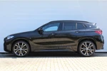 BMW X2 sDrive20i M-sport High Executive Automaat