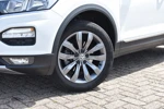 Volkswagen T-Roc 1.0 TSI 115PK Style | NAVIGATIE | TREKHAAK | ADAPT. CRUISE | 17 INCH | CLIMATE CONTROL