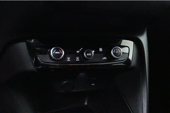 Opel Corsa Electric | Cruise | Climate control | Parkeercamera | Apple carplay/Android auto | Led matrix verlichting |