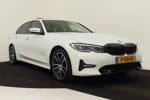 BMW 3 Serie 320d High Executive | Keyless | Adaptieve cruise | Trekhaak | Open Dak | PDC | Lane Departure | Dealer onderhouden | Nieuwstaat!