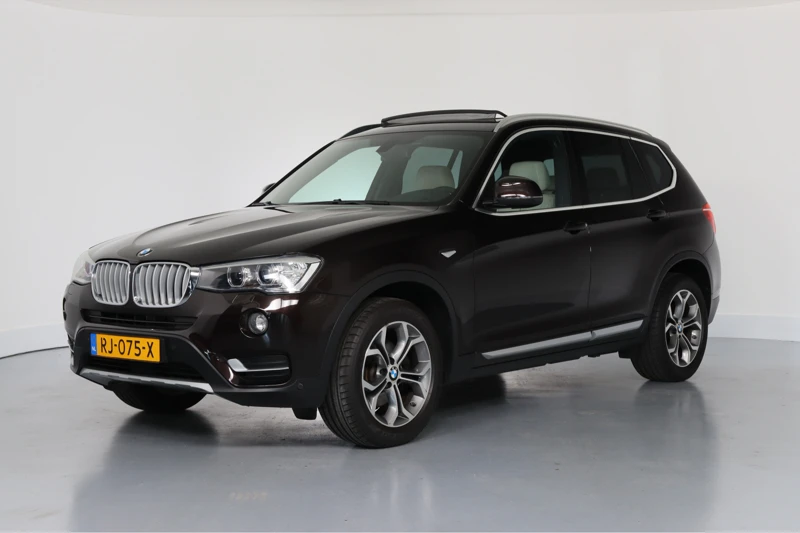 BMW X3 xDrive30d 260pk Executive | Sportstoelen | LED | Open Dak | Memory Zetels | Trekhaak | HUD | | Navi-Prof | Leder