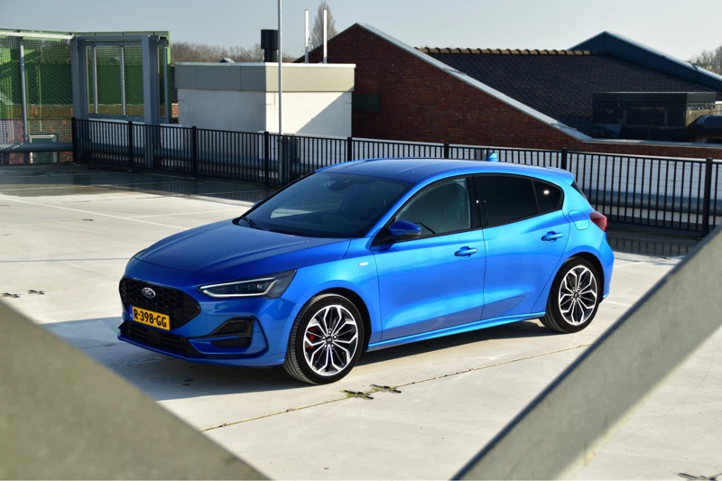 Ford Focus 1.0 EcoBoost Hybrid ST Line X | SYNC 4 | Winter Pack | Driver Assistance Pack | Parking Pack | Full LED | AGR-Stoel | Trekhaak |