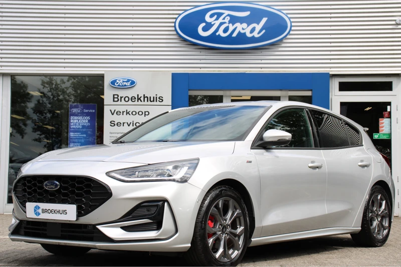 Ford Focus 1.0 125 pk Hybrid ST Line | Afn. Trekhaak | Design Pack ST-Line Style | Parking Pack | Privacy glass