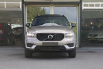 Volvo XC40 T2 R-design | Panoramadak | Adaptive Cruise | Pilot Assist | Leder-Alcantara | Camera | Park Assist V+A | Stoel + Stuurverwarmin