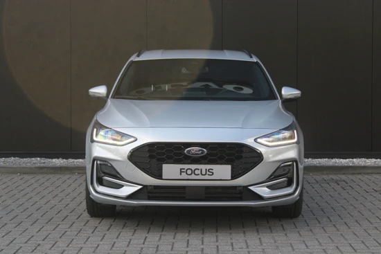 Ford Focus Wagon 1.0 EcoBoost Hybrid ST Line Style