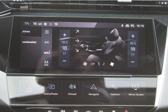 Peugeot 308 1.2 130pk Allure | Led | Leder | Camera | Climate | Keyless | NL. Auto | Navigatie | 17" Lichtmetaal | Cruisecontrol | Digitale
