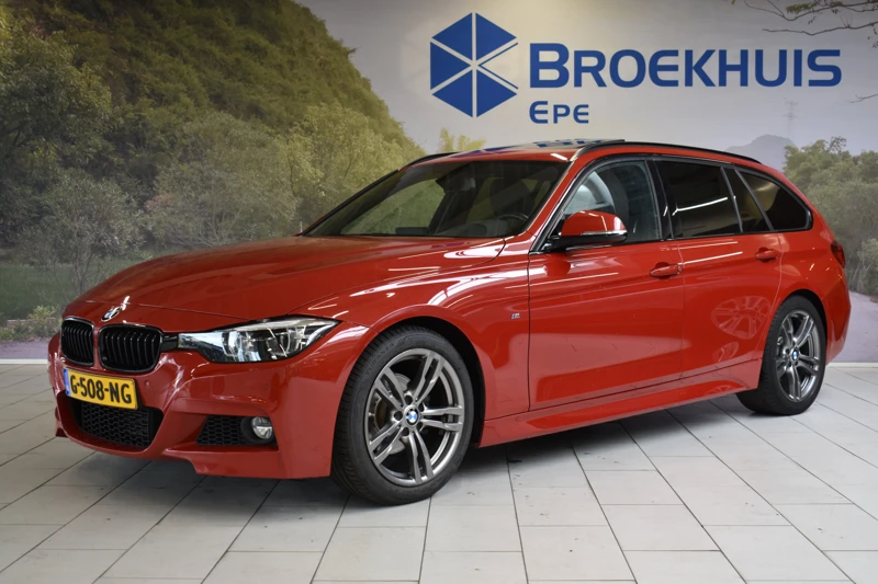 BMW 3 Serie Touring 318i M Sport Corporate Lease | Navigatie | Panodak | Cruise control | Digitaal cockpit | Spo