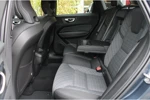 Volvo XC60 B5 250pk Automaat Momentum Business | Adaptieve Cruise Control | Stuur- en stoelverwarming | Camera | 19" velgen