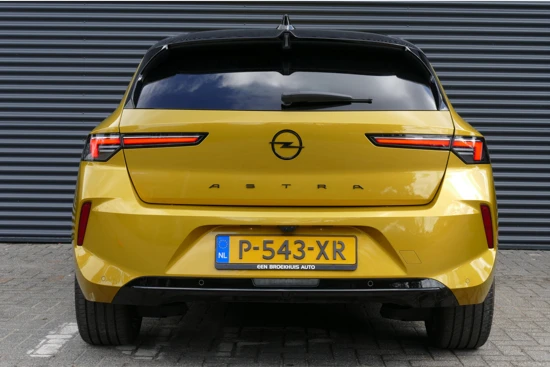 Opel Astra 1.2 TURBO 130PK 5-DRS ULTIMATE AUTOMAAT / NAVI / ALACANTARA / CLIMA / PDC / 18" LMV / CAMERA V+A / H