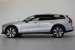 Volvo V60 Cross Country B5 250PK AWD Ultimate | HU Display | Panoramadak | Standkachel | Leder dashboard | 20'' LMV