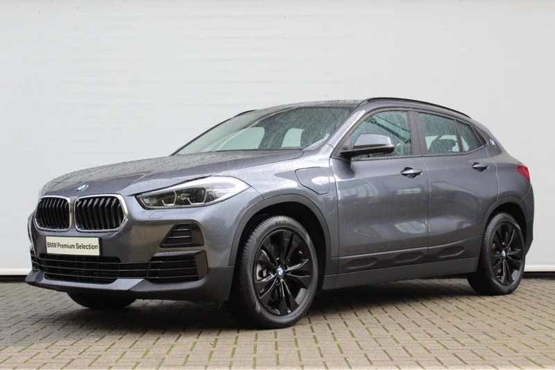 BMW X2 xDrive25e