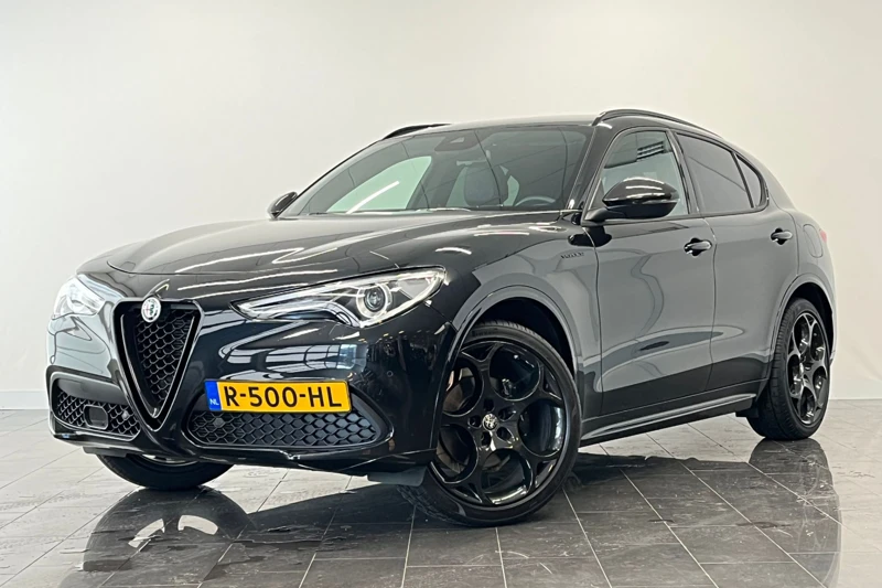 Alfa Romeo Stelvio Q4 Veloce | Full options | 21" LM | Adaptief onderstel | Luxe lederen bekleding |