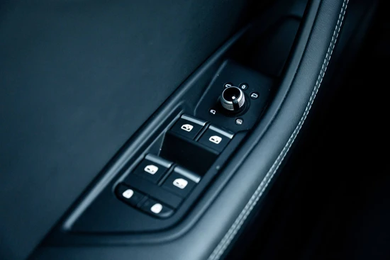 Audi A5 Sportback 35 TFSI 150PK S-Tronic S edition | LED | 20" Velgen | Navigatie | PDC V + A & CAMERA